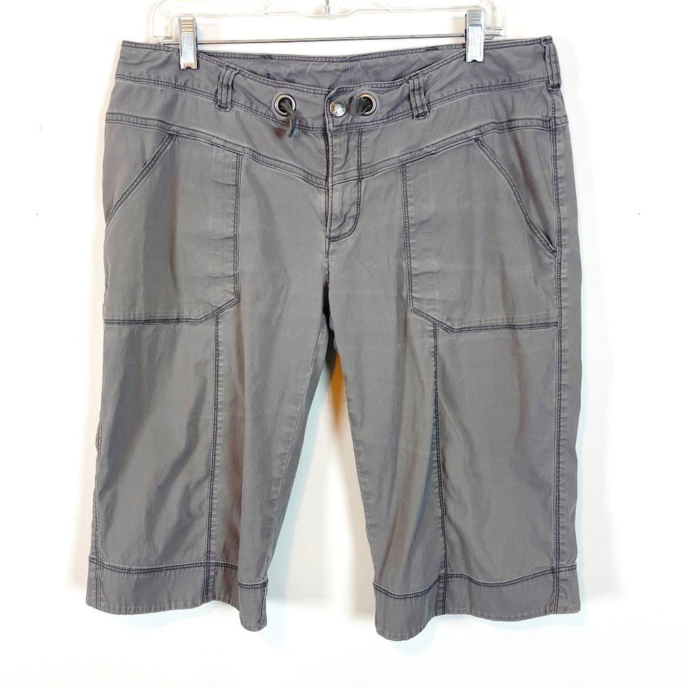 The North Face Grey Athletic Shorts Size 14